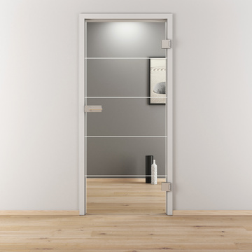 Ambientebild in Wohnraumsituation illustriert die Novadoors Glasdrehtür NOVA 582 in der Ausführung ESG BASIC GREEN klar